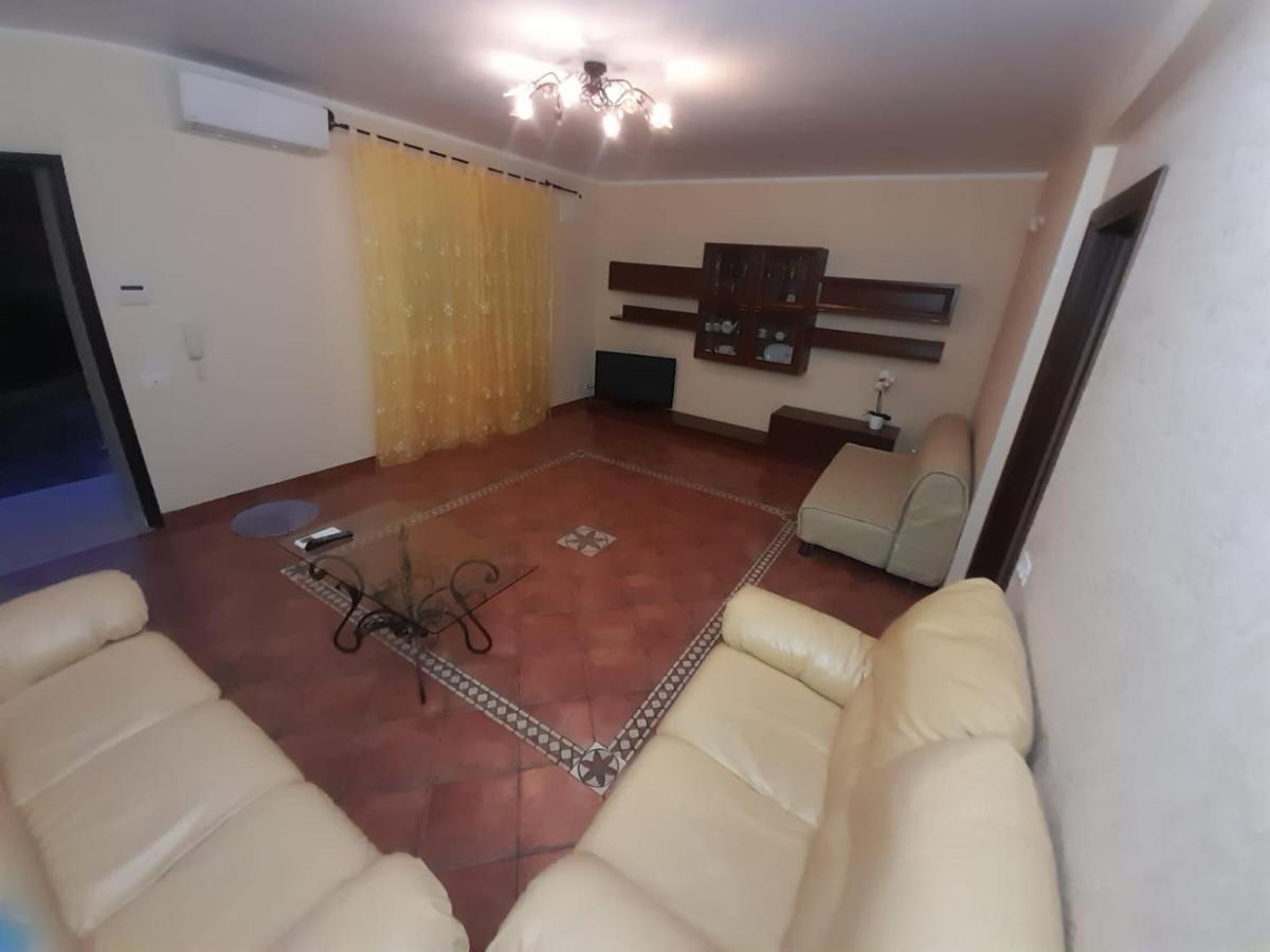 Principessa E Ranocchio Apartment Кустоначи Екстериор снимка